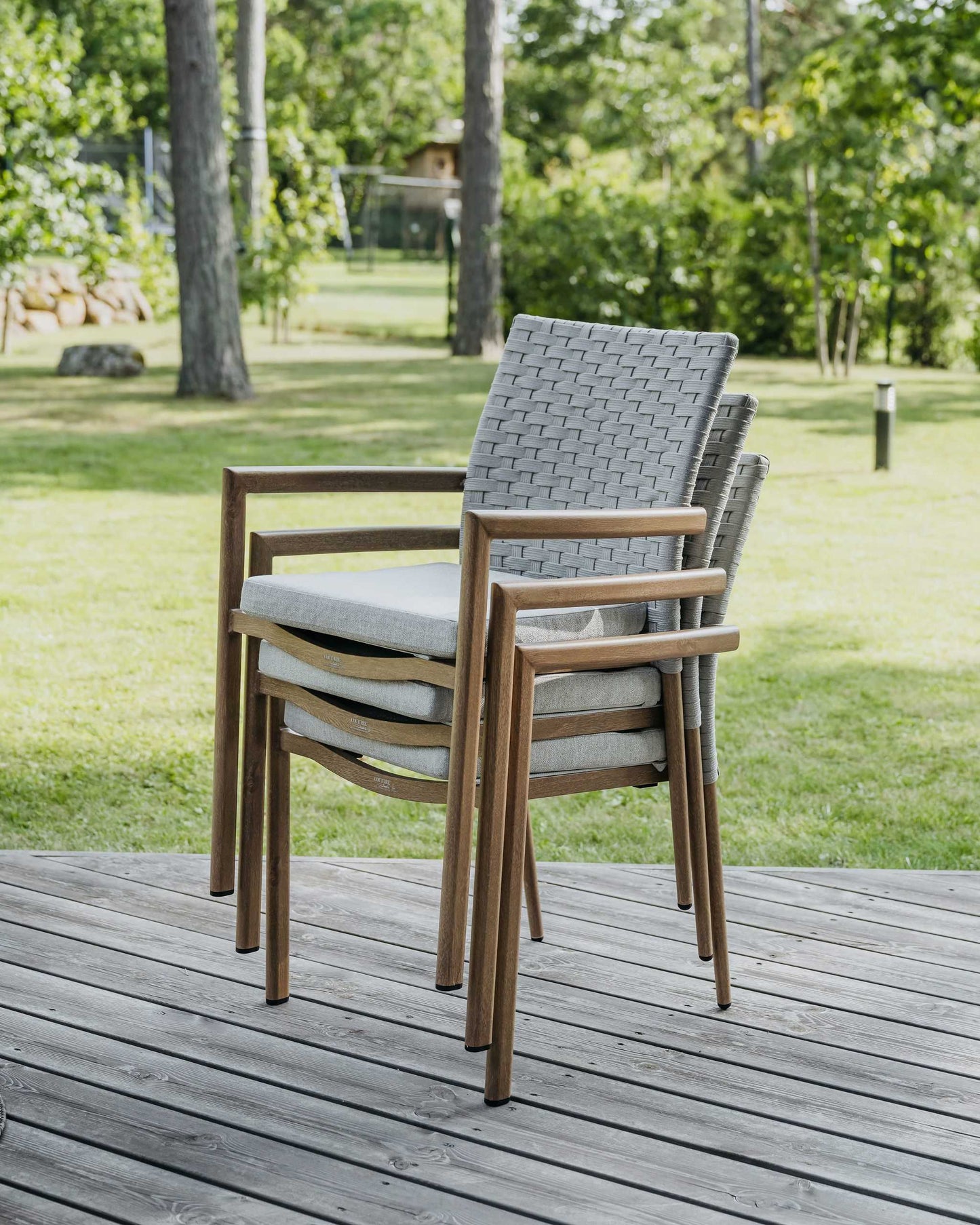 LOUNGE ēdamistabas krēsls