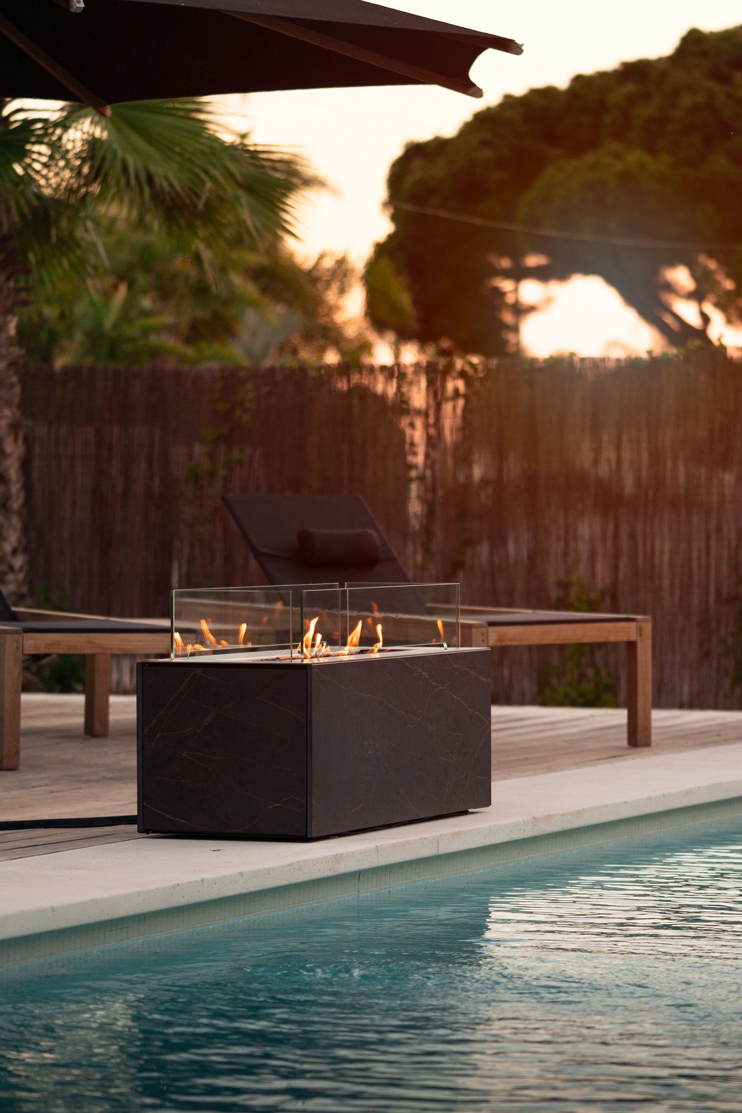 Planika Cabo Fireplace bioetanola terases sildītājs